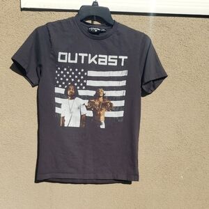 Mi Black Graphic Tee with American Flag Design